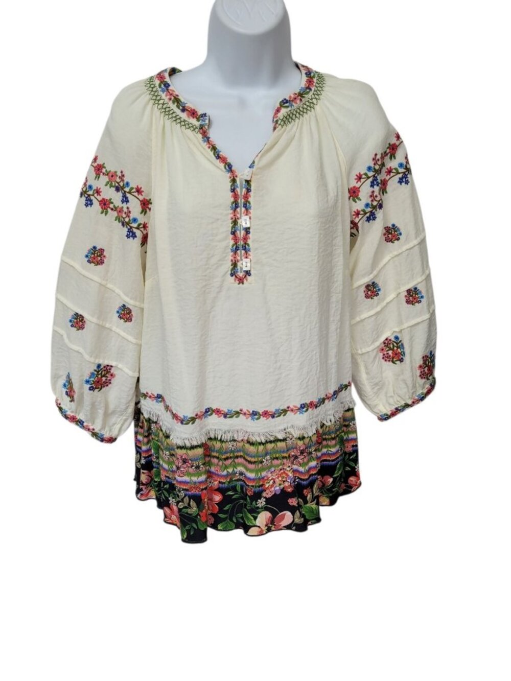 John Mark Peasant Top M Floral Embroidered V-Neck 3/4 Sleeve Artsy Bohemian